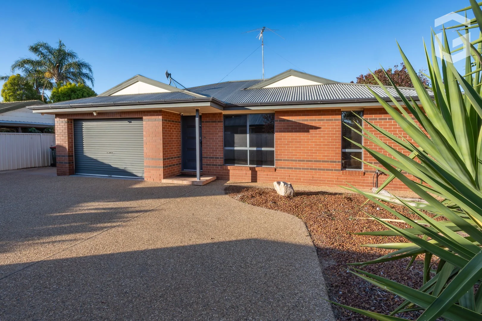 B/11 Day Street, Griffith NSW 2680