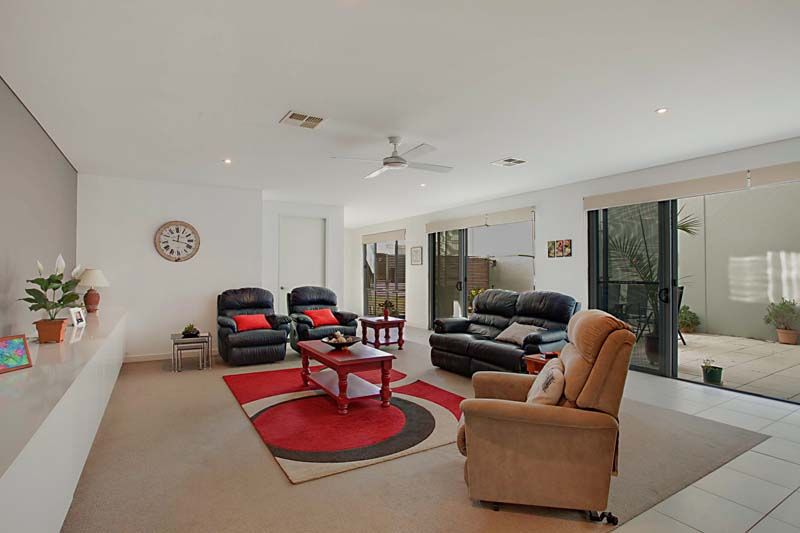 61/72 Glendower Street, Gilead NSW 2560, Image 2