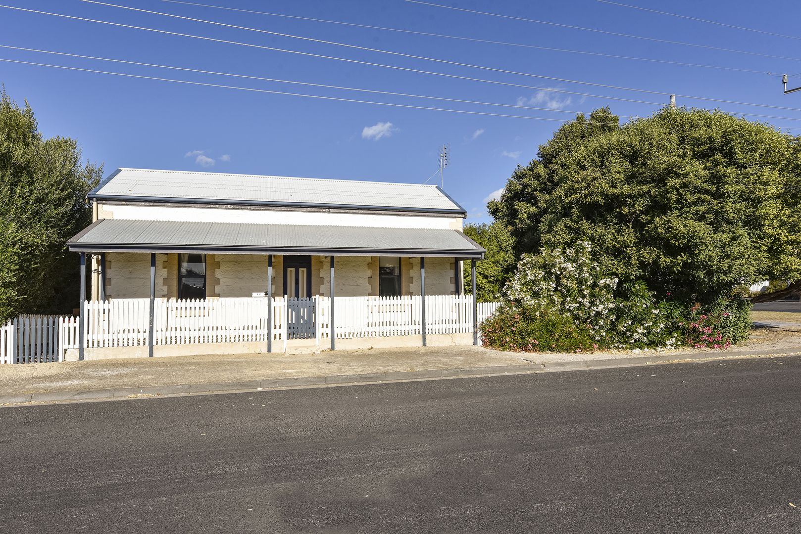 16 Cooke Street, Kingston Se SA 5275, Image 2