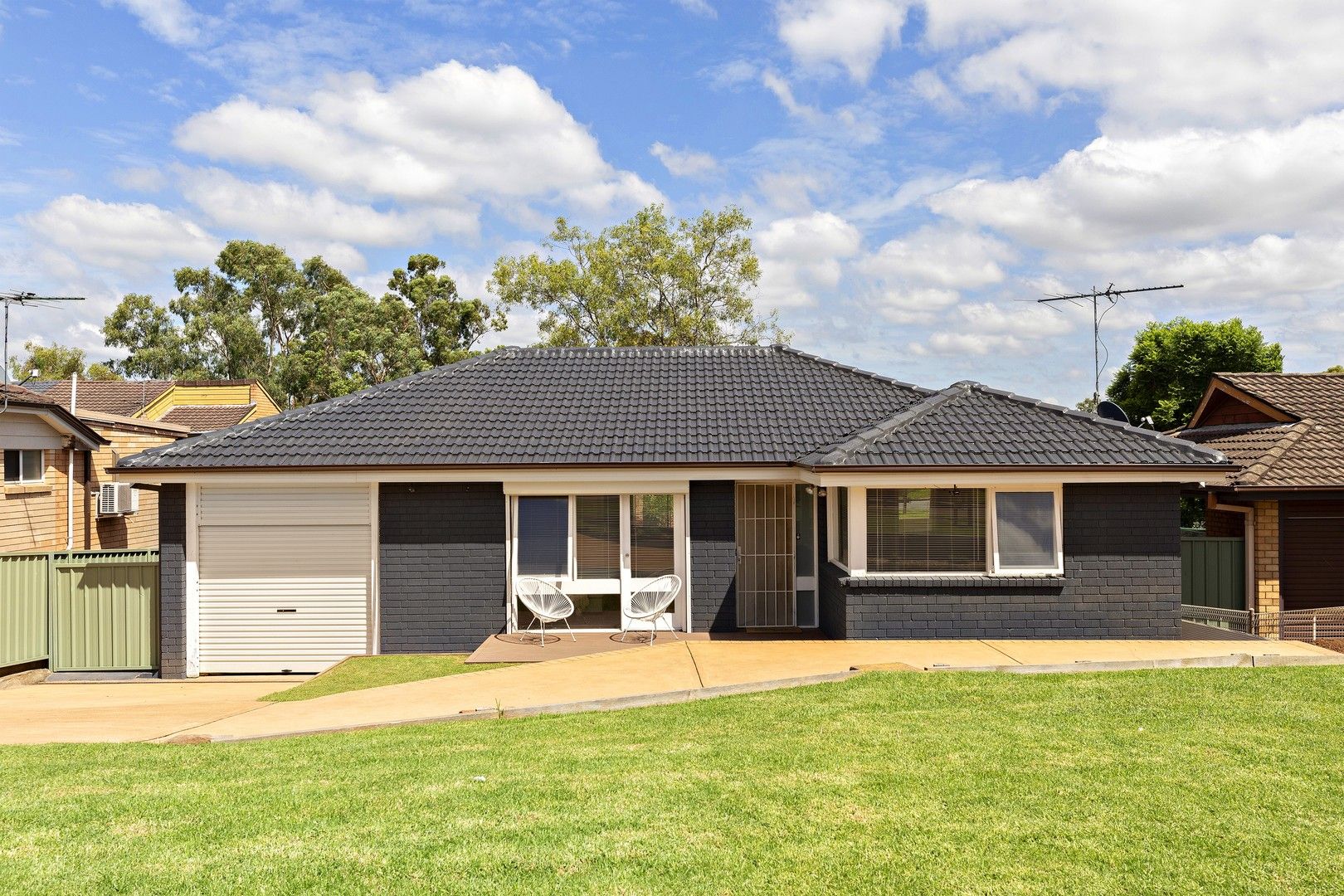 103 Jacaranda Ave, Bradbury NSW 2560, Image 0