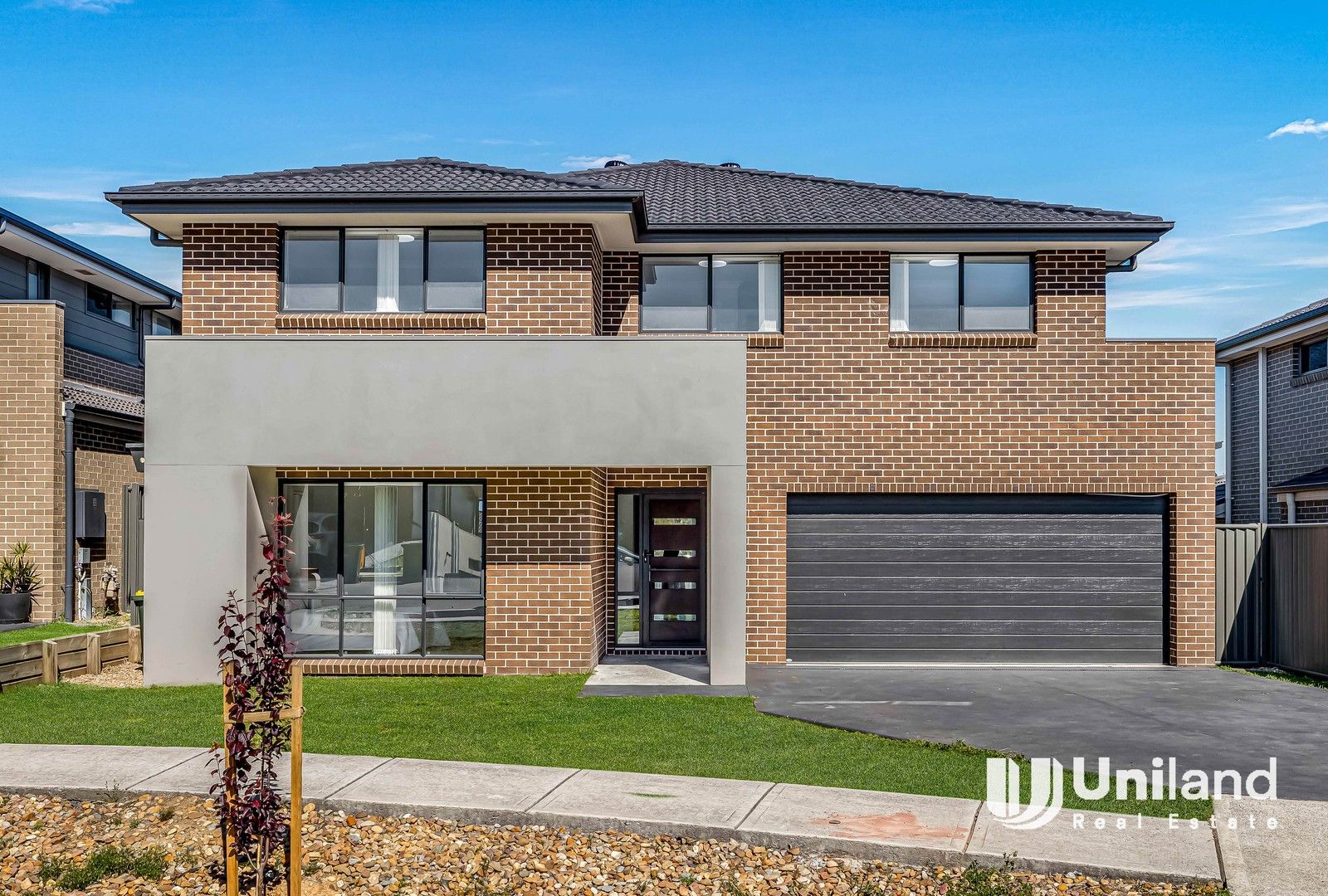 5 bedrooms House in 99 McMillian Circuit NORTH KELLYVILLE NSW, 2155
