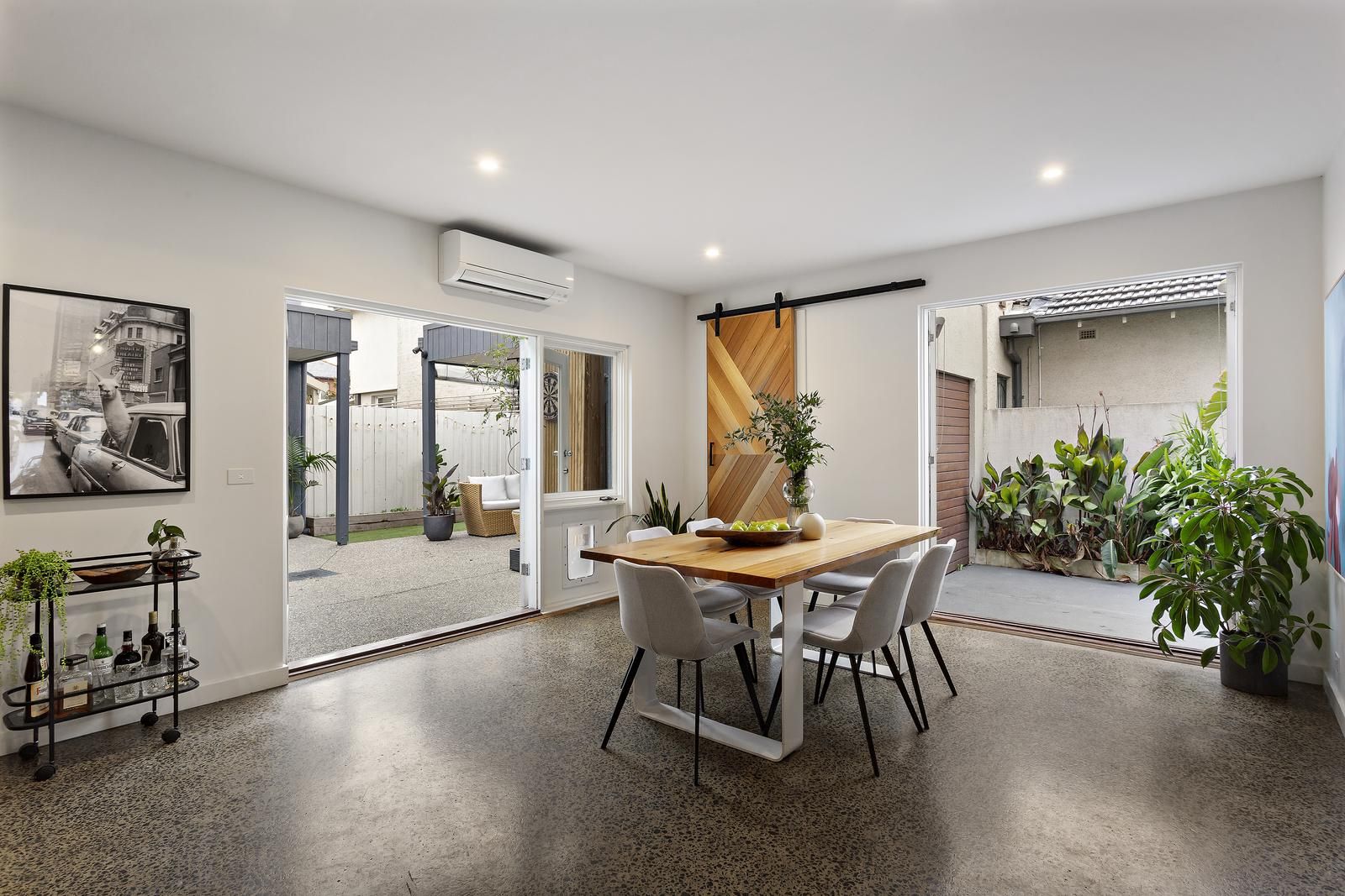 1/10 Wilton Grove, Elwood VIC 3184, Image 1