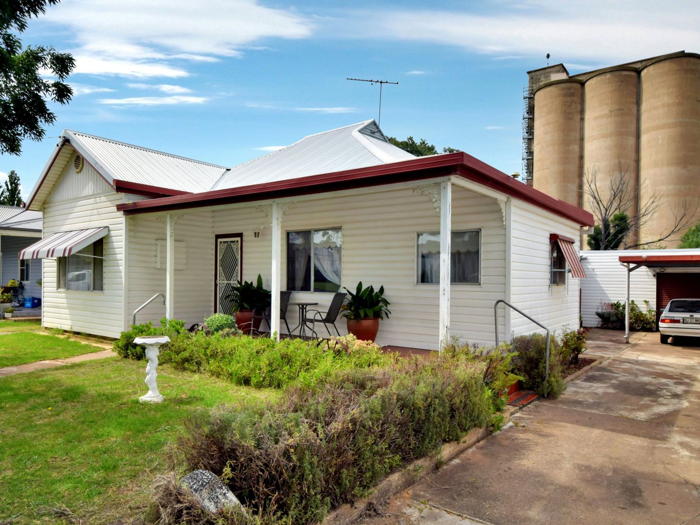 182 Nasmyth Street, Young NSW 2594, Image 2