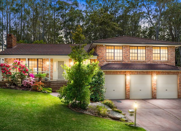 4 Forest Knoll , Castle Hill NSW 2154