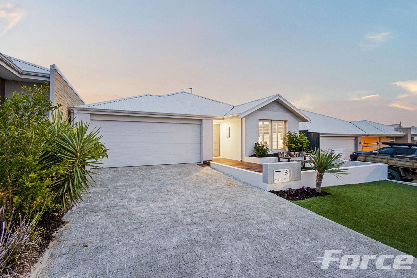 8 Cosmia Grove, Jindalee WA 6036, Image 0