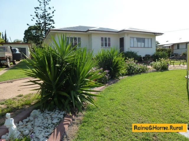 14 Porter Street, Gayndah QLD 4625