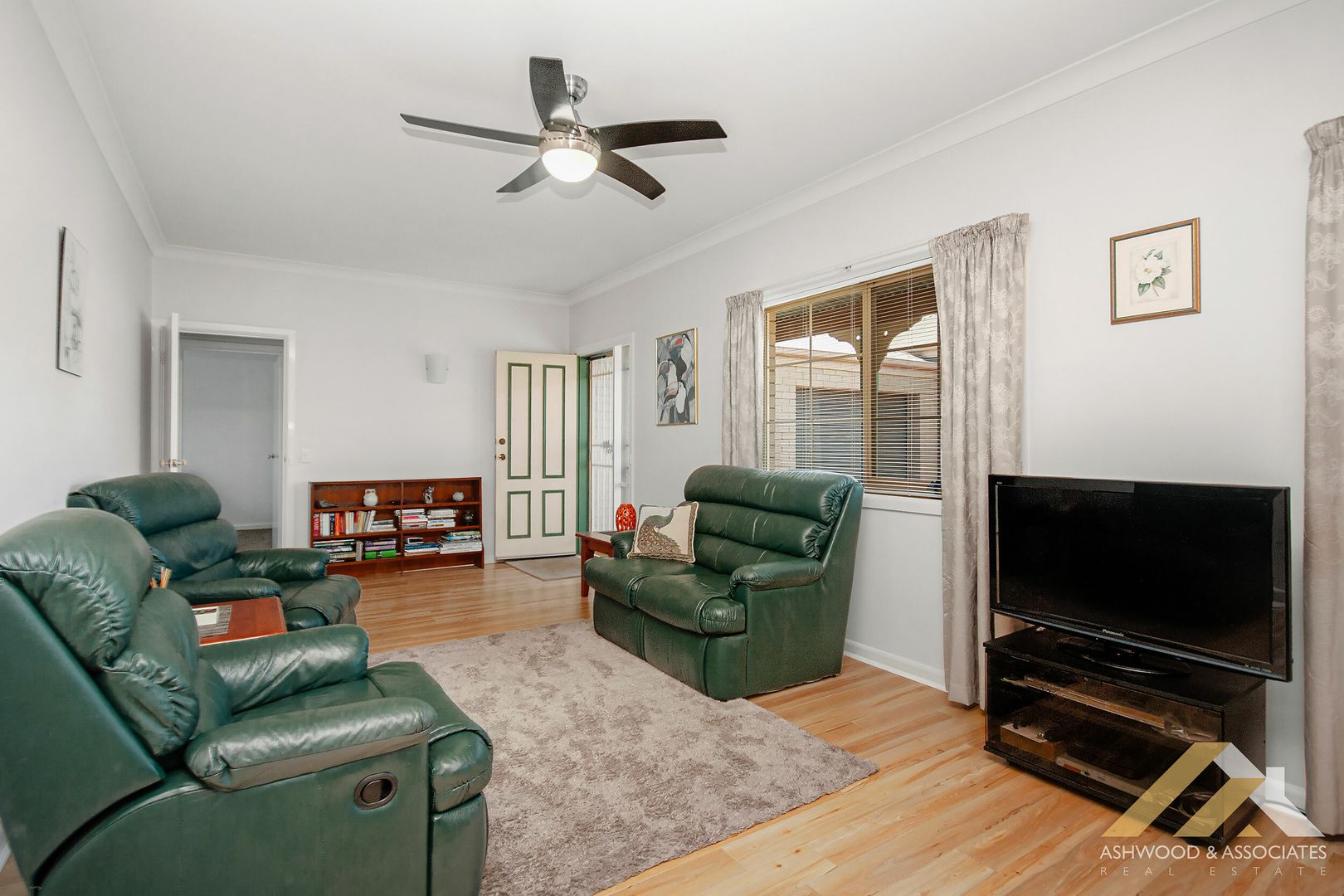 Unit 3/72 Mitchell St, Bairnsdale VIC 3875, Image 2