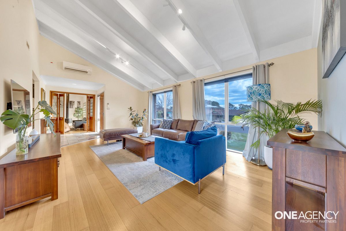 1 Deanside Close, Seabrook VIC 3028 House For Rent Domain