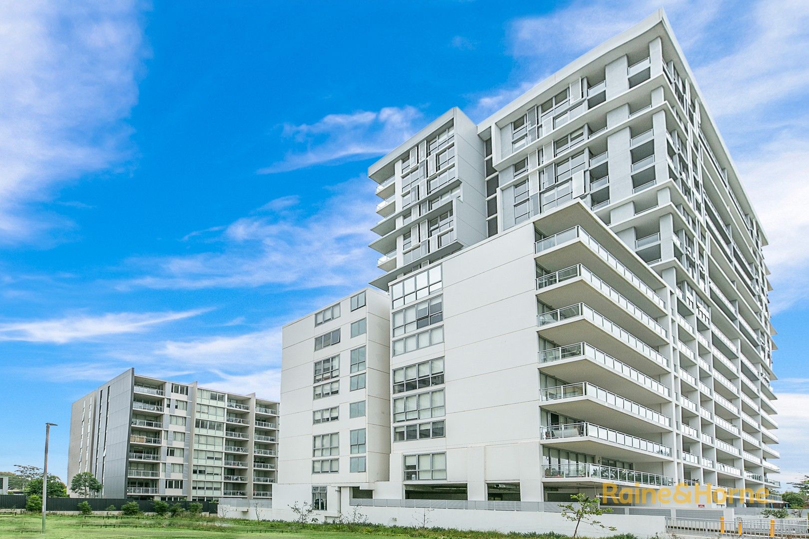 2 bedrooms Apartment / Unit / Flat in 218/10 Thallon Street CARLINGFORD NSW, 2118