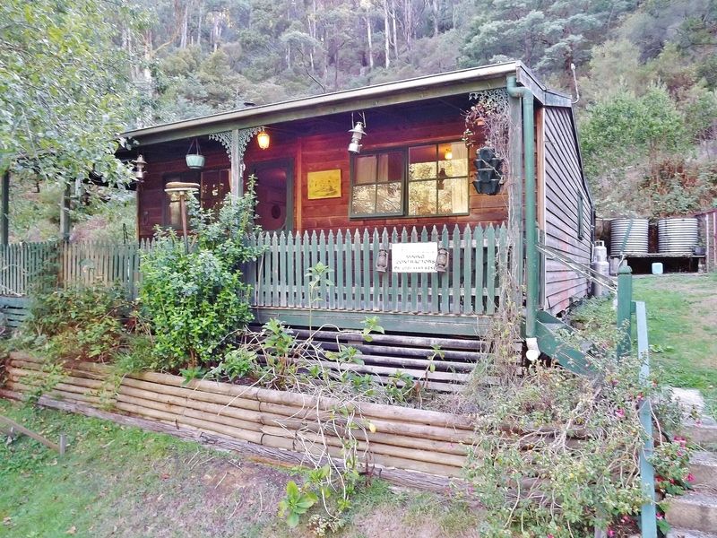 103 Main Road, WALHALLA VIC 3825, Image 0