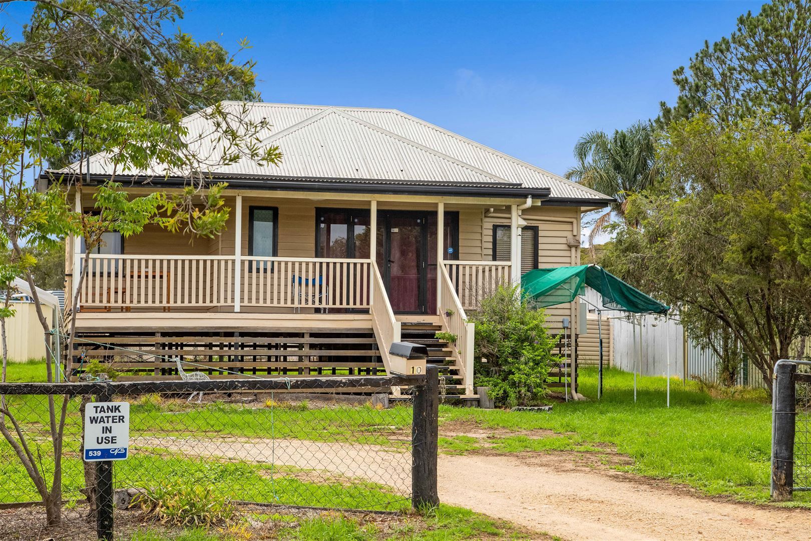 10 Park Road Crows Nest Qld 4355 Domain