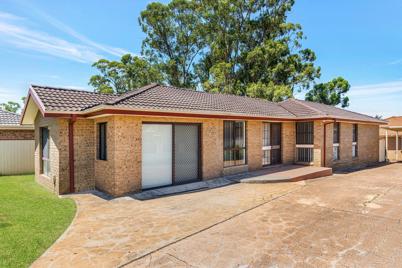 14 Marble Close, Bossley Park NSW 2176, Image 0