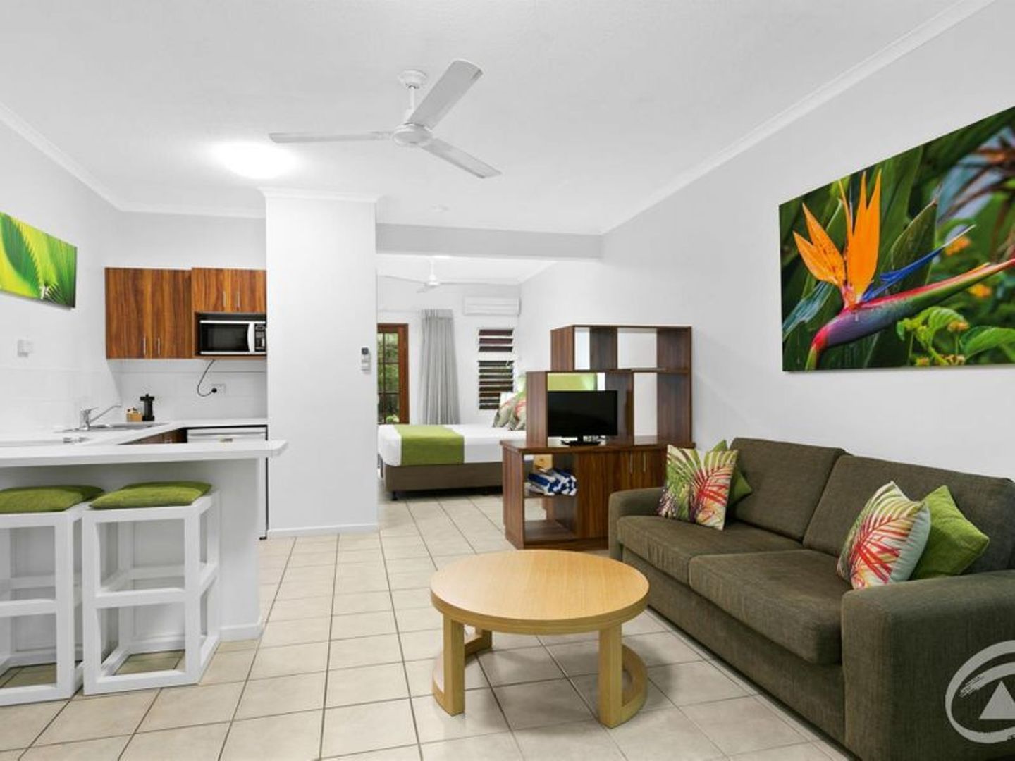 4/10-14 Amphora Street, Palm Cove QLD 4879, Image 2