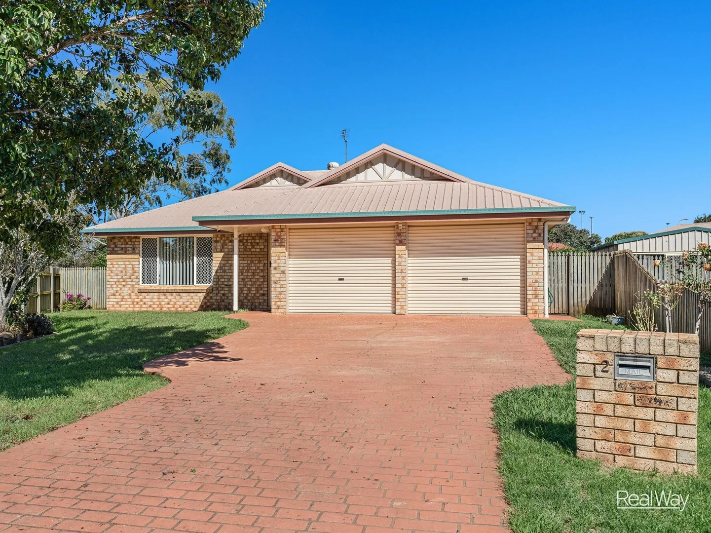 2 Elvery Court, Middle Ridge QLD 4350