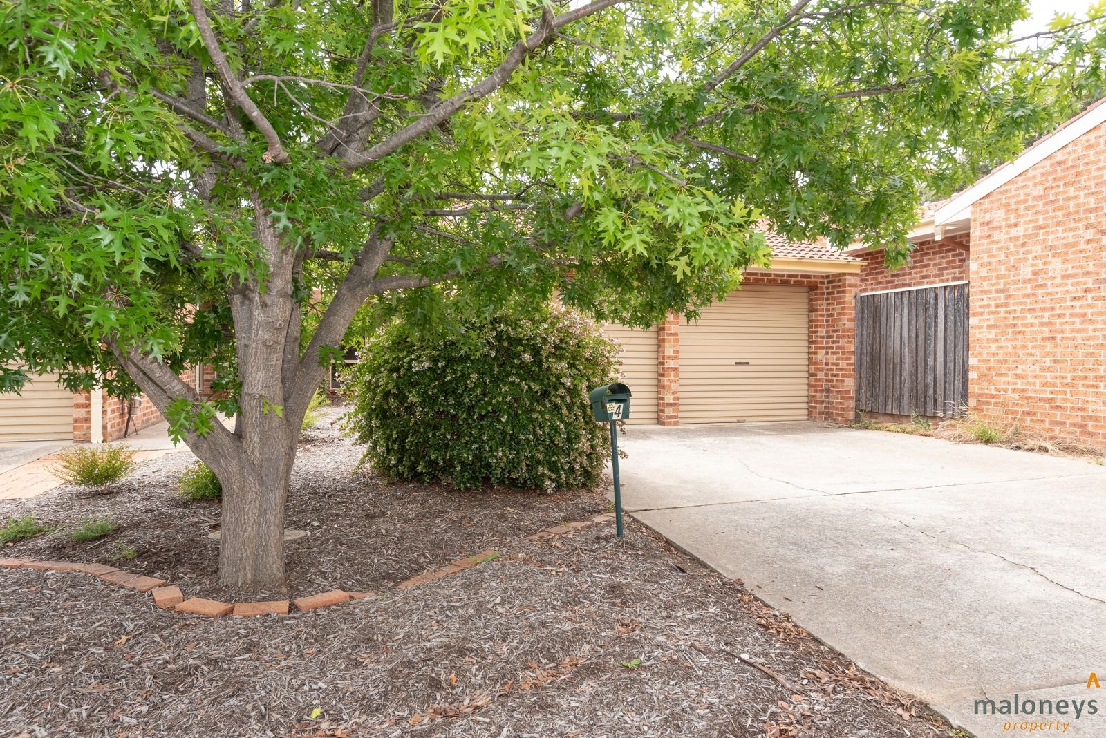 4 Nairn Place, Macquarie ACT 2614