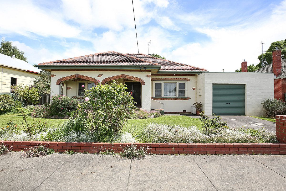 33 Corangamite Street, Colac VIC 3250, Image 0