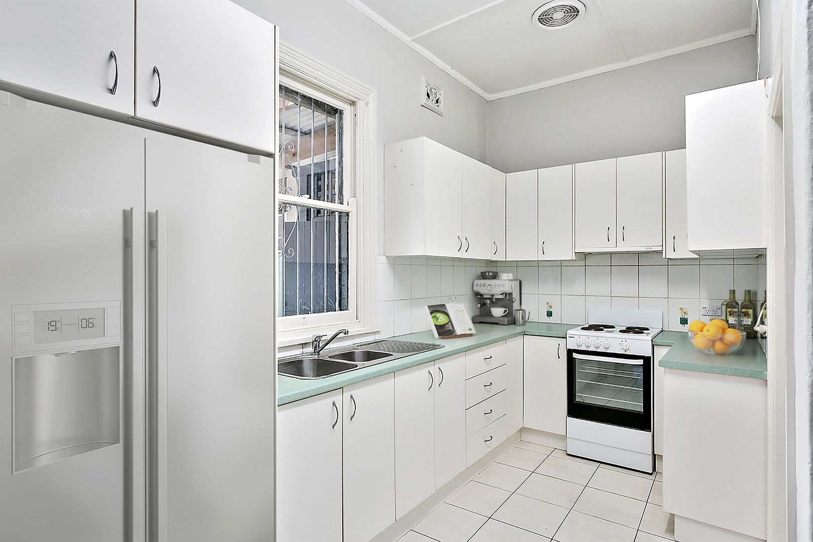 22 Hardie Street, Mascot NSW 2020, Image 2