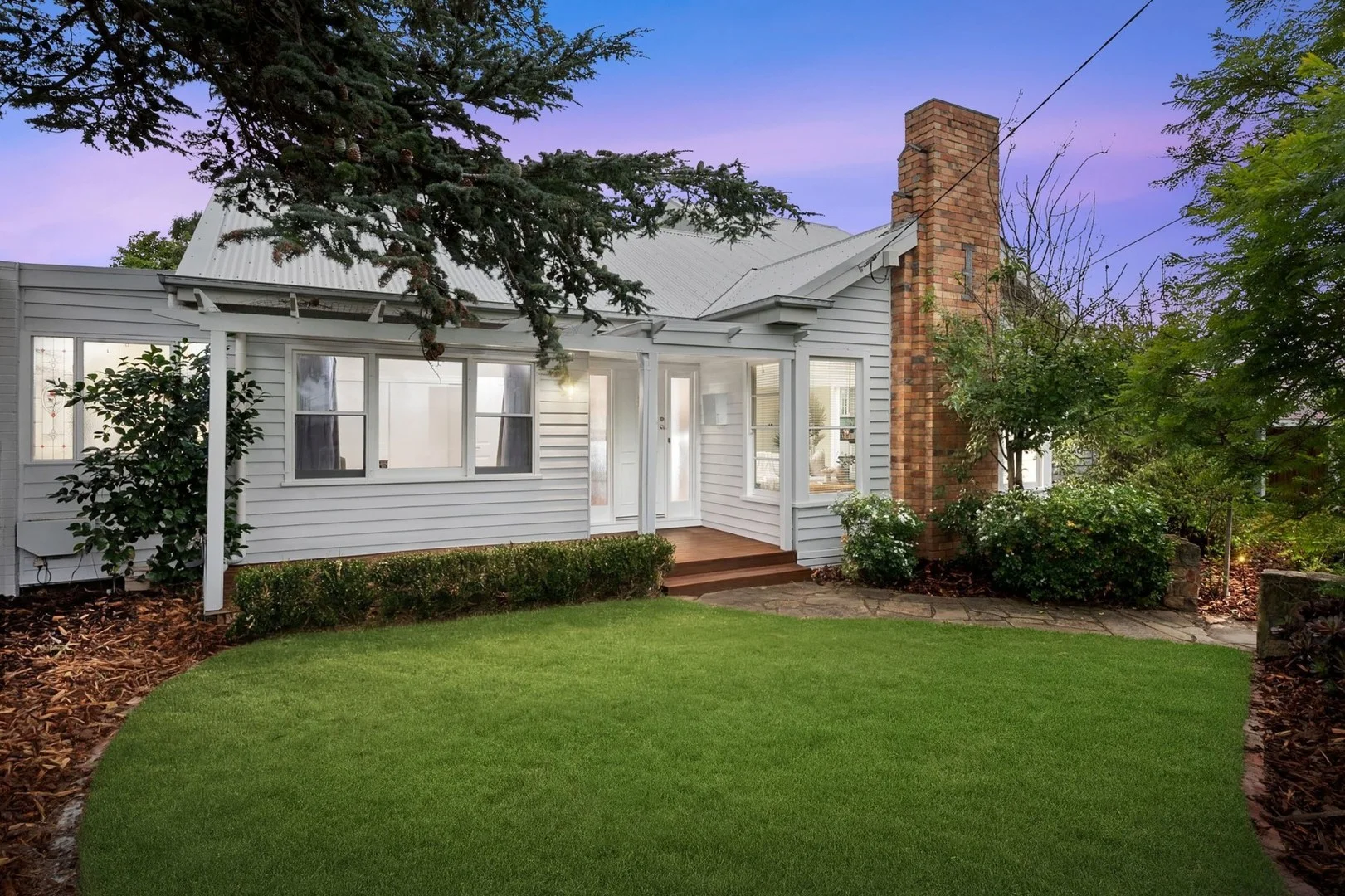 6 Hill Street, Belmont VIC 3216