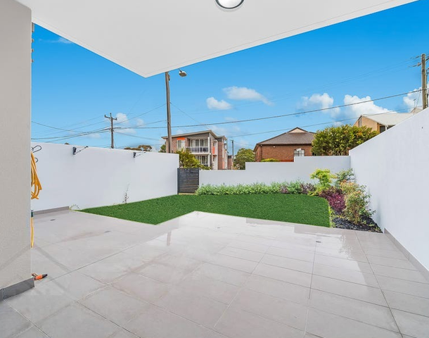 2/110-112 Adderton Road, Carlingford NSW 2118