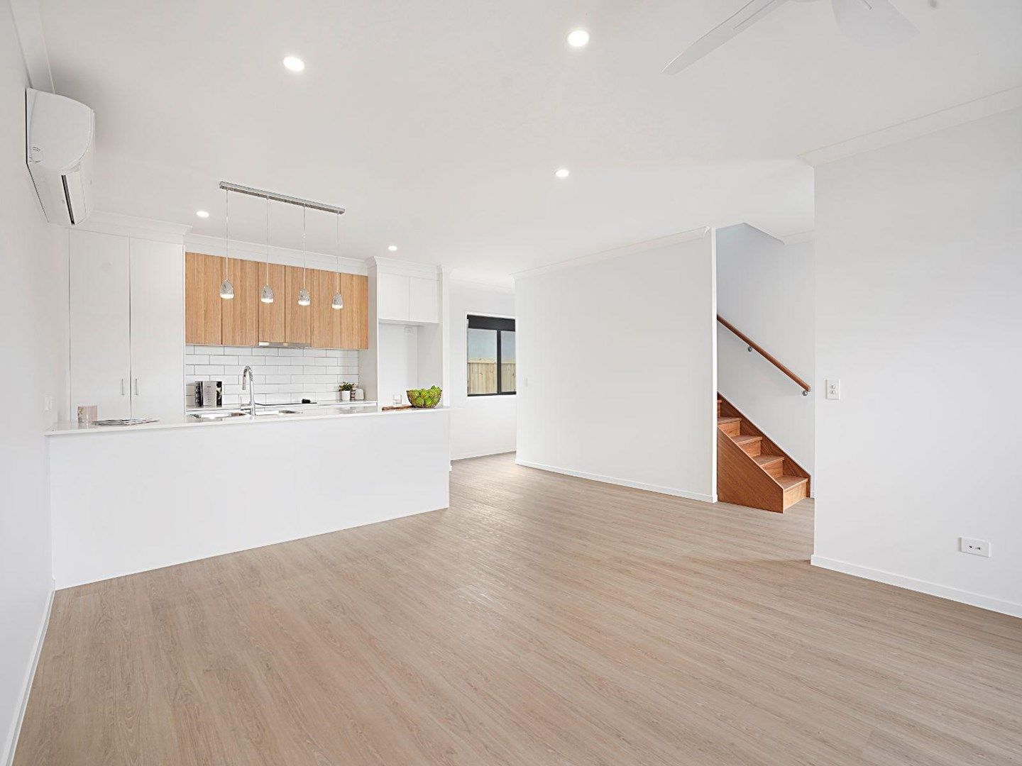 3 bedrooms Townhouse in 2/82 Bradley Crescent NIRIMBA QLD, 4551
