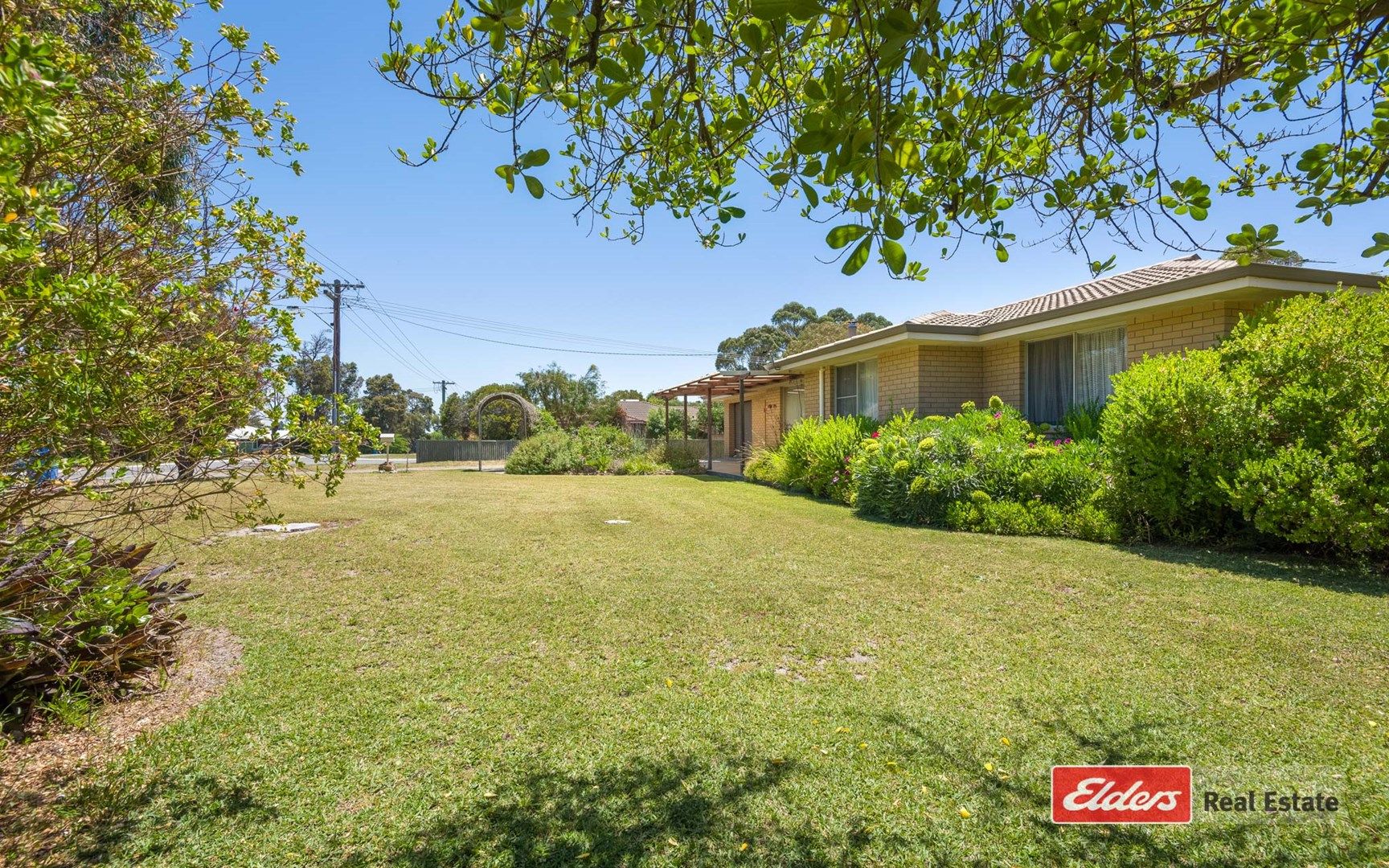 15 Regent Street, Gledhow WA 6330, Image 0