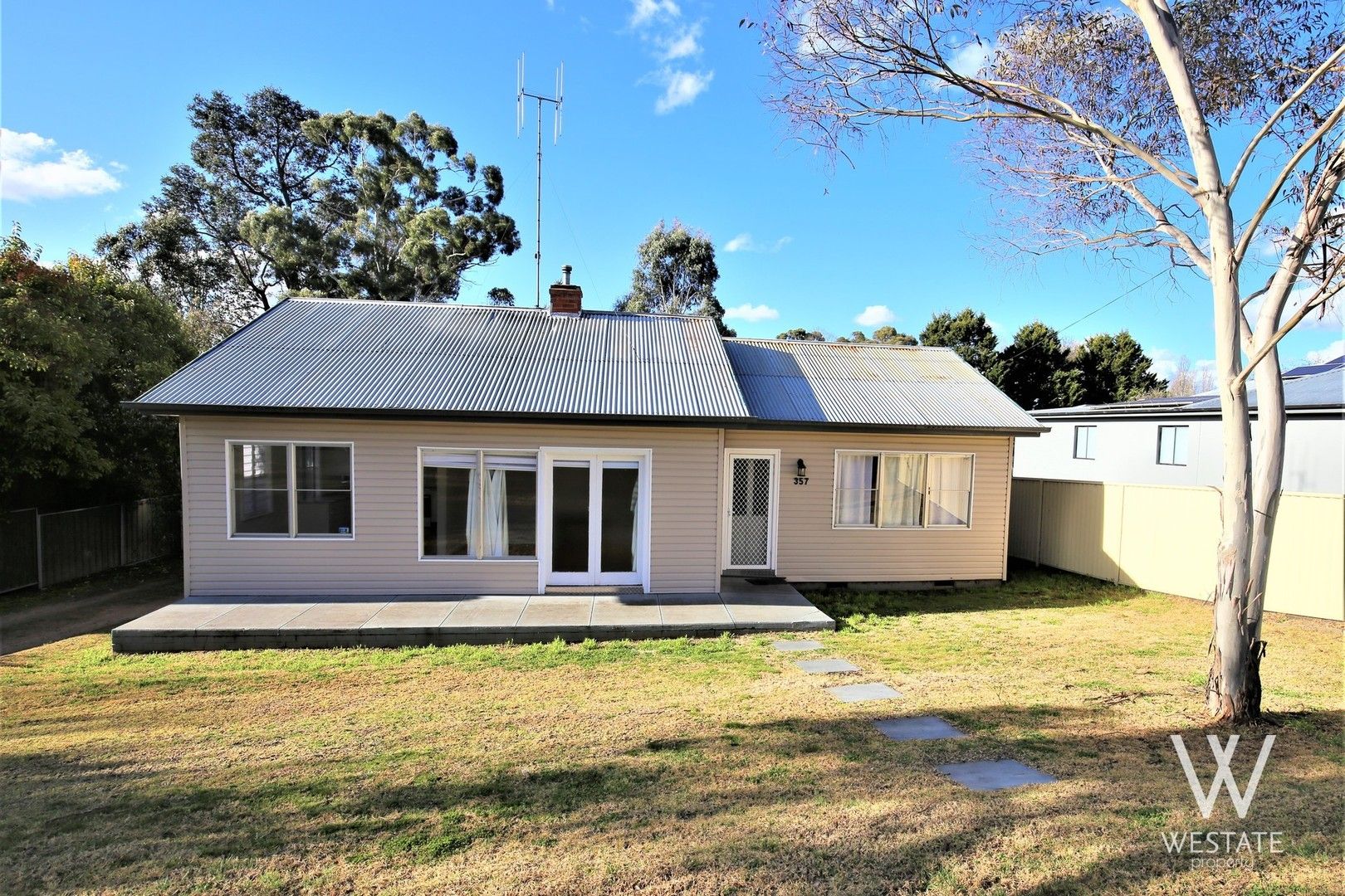 3 bedrooms House in 357 Durham Street BATHURST NSW, 2795