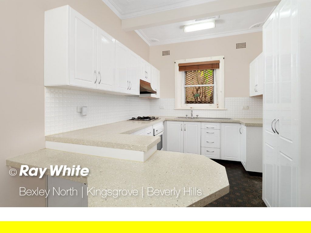 46 Edgbaston Road, Beverly Hills NSW 2209, Image 2