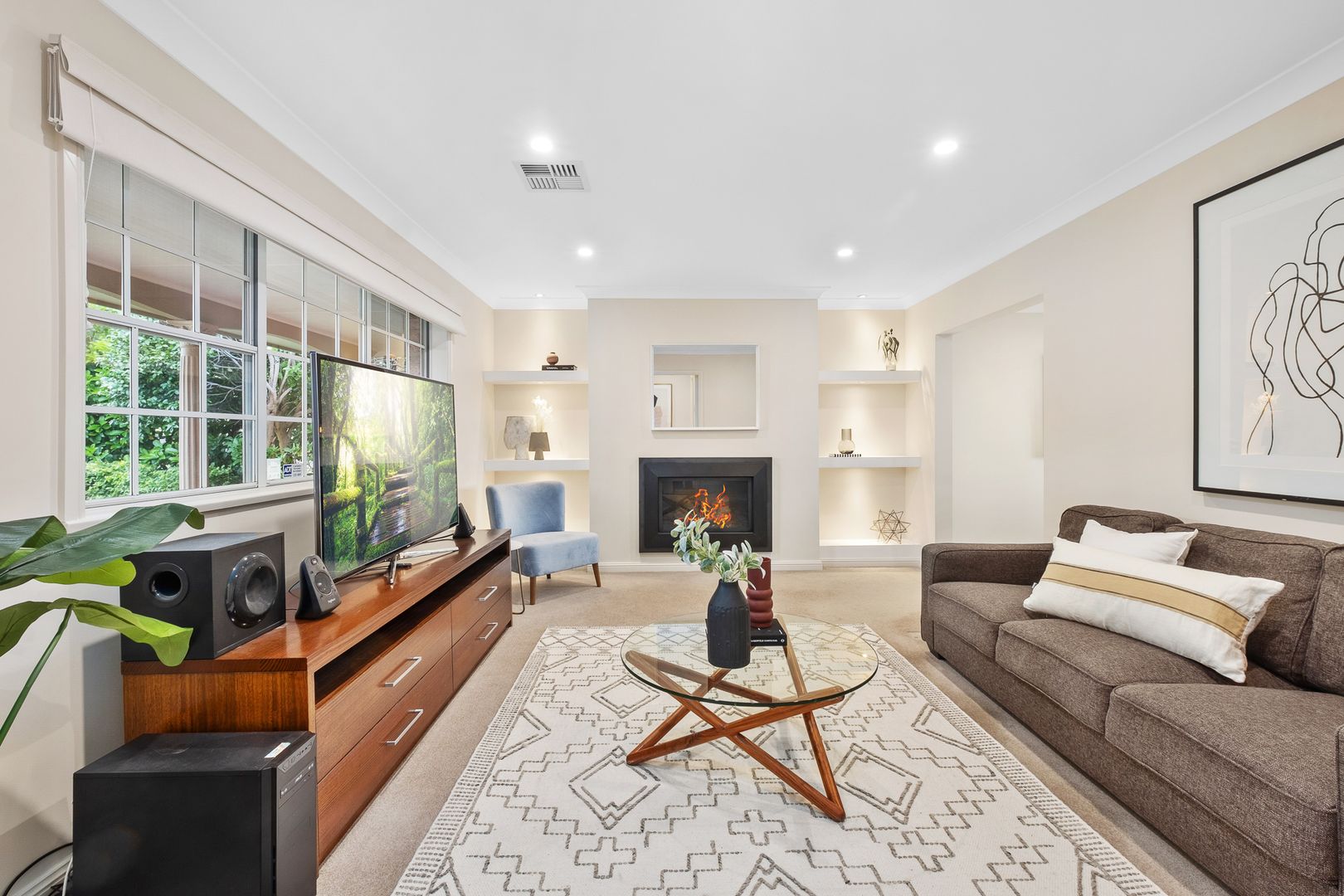 121 Eaton Road, West Pennant Hills NSW 2125, Image 2