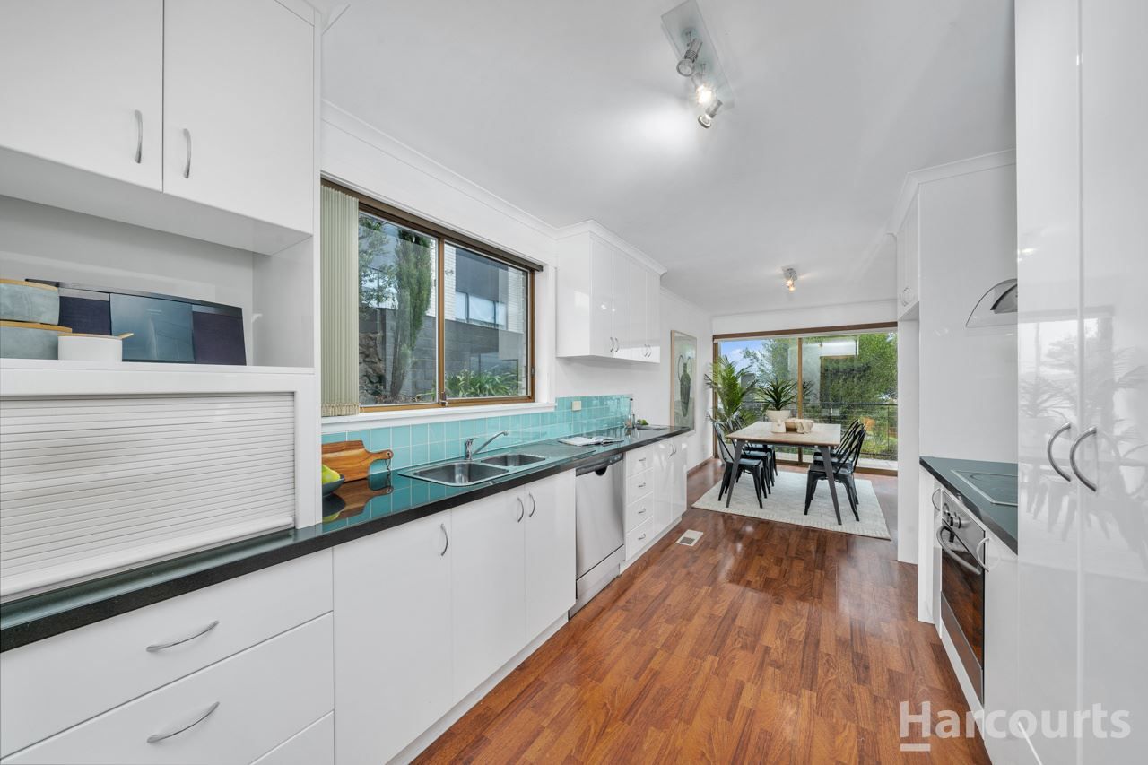 18 Balamara Street, Bellerive TAS 7018, Image 2