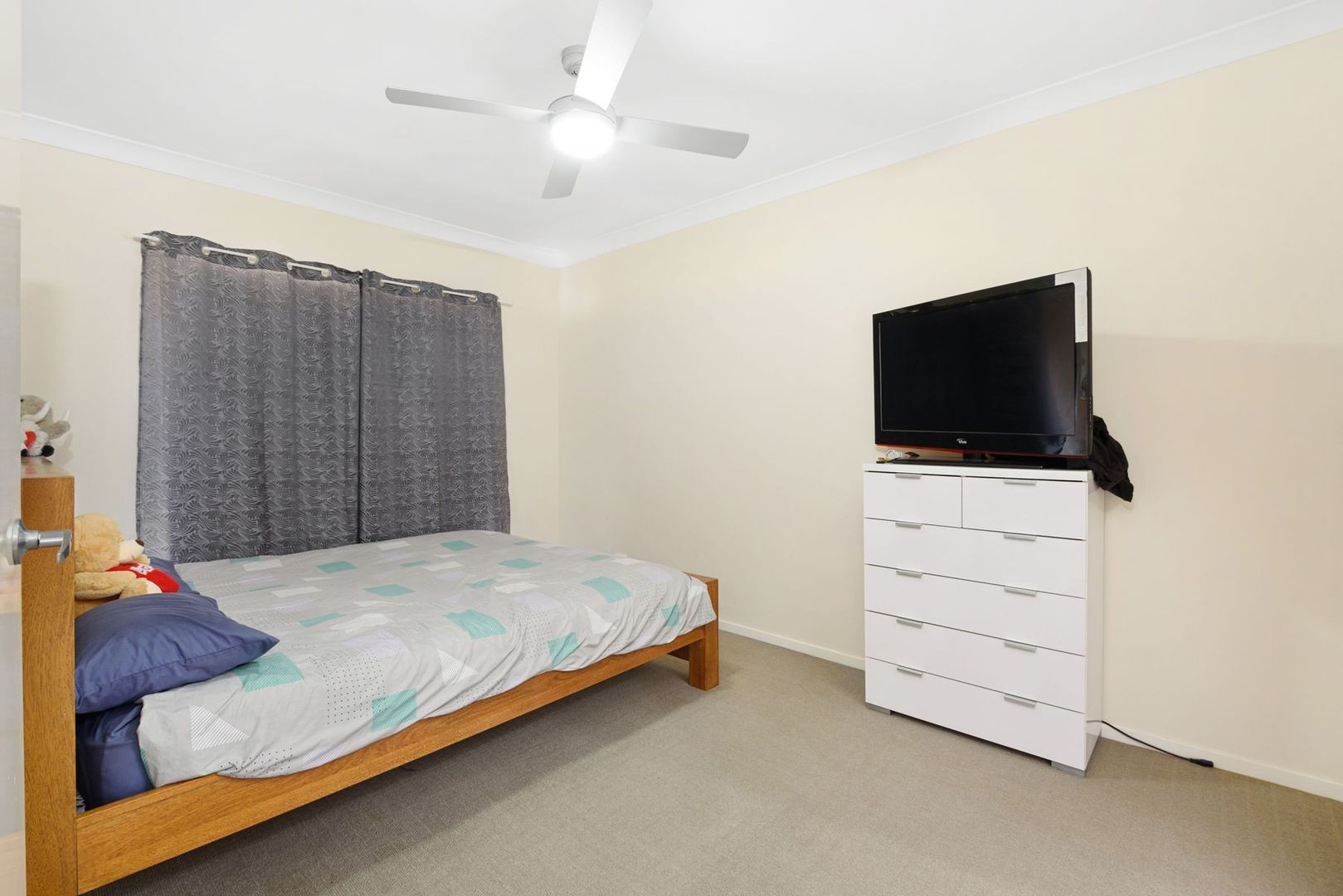 2/11 Cherry Street, Oakey QLD 4401, Image 2