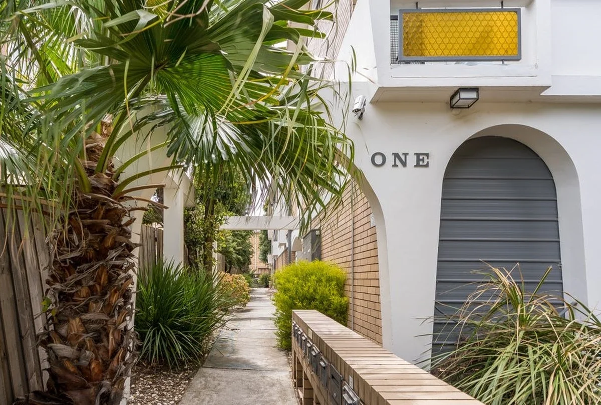 Additional image 4 of 2/1 Hartpury Avenue, Elwood VIC 3184