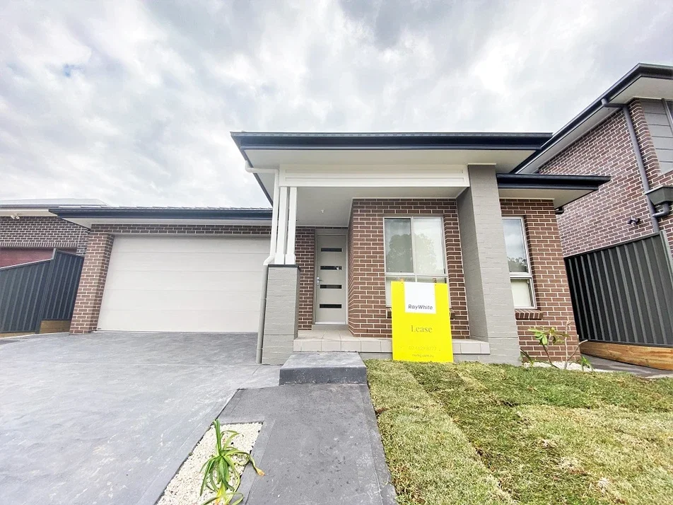 92 Poulton Terrace, Campbelltown NSW 2560