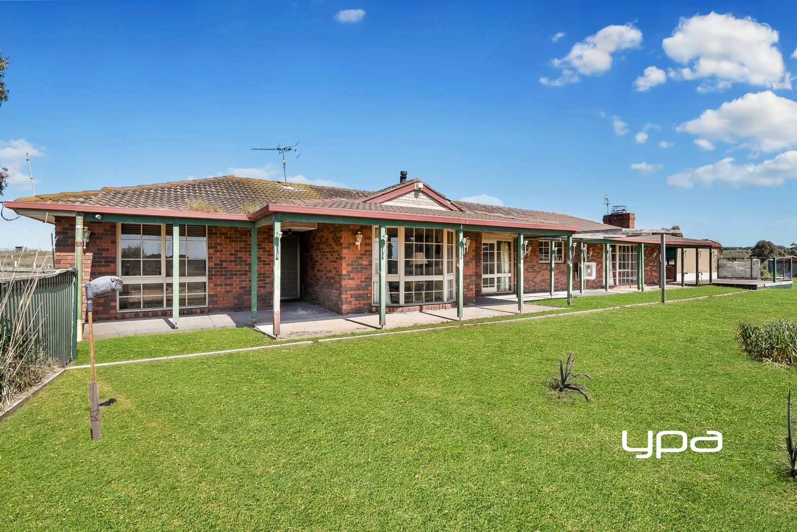 6 Kerrie Road, Riddells Creek VIC 3431, Image 2