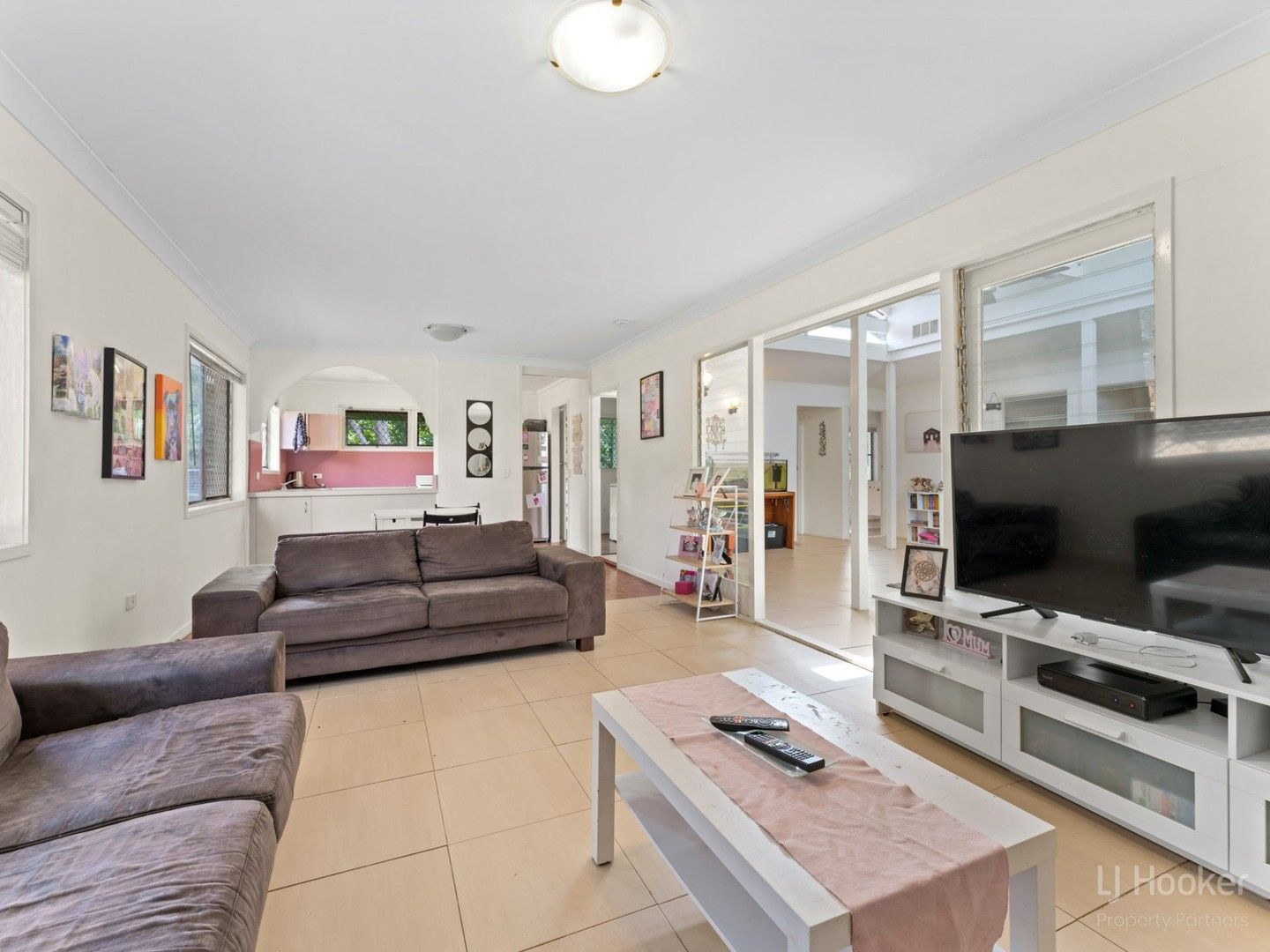 16 Coolinda Street, Sunnybank QLD 4109, Image 2