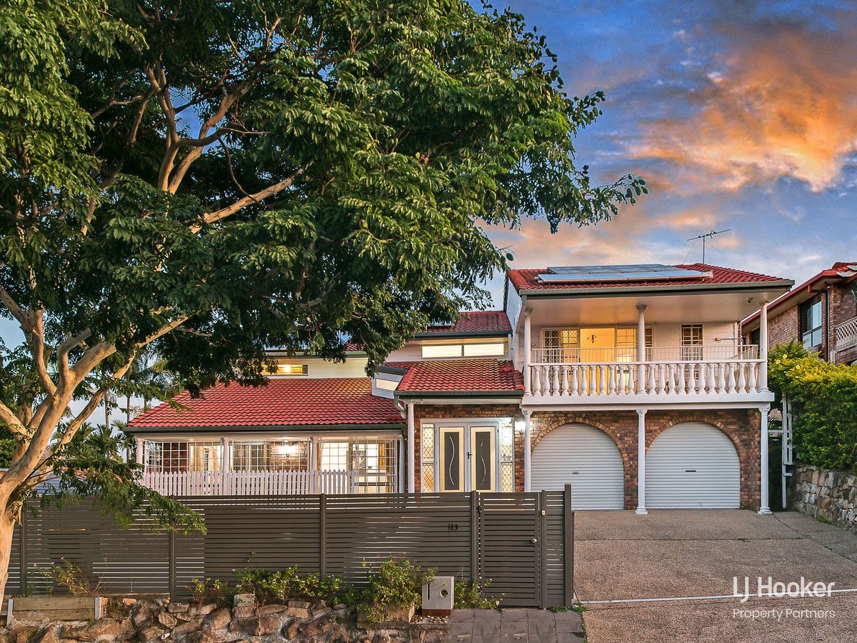 4 bedrooms House in 113 Terowi Street SUNNYBANK HILLS QLD, 4109