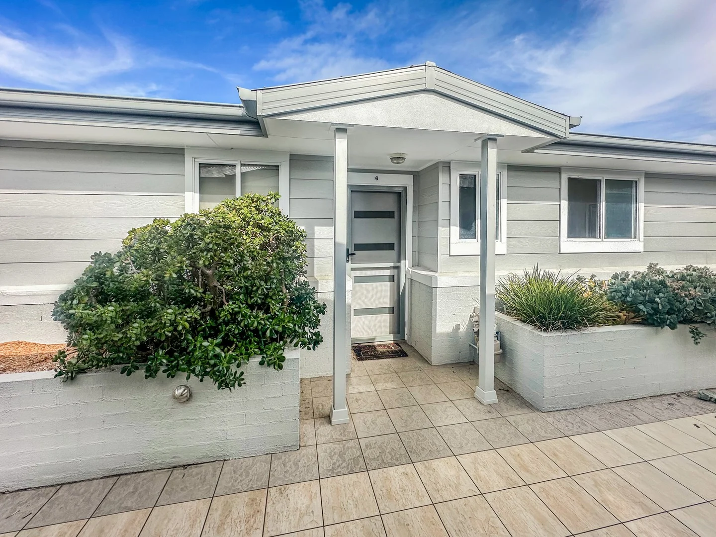 Primary image of 6/21-23 Hospital Road, Bulli NSW 2516