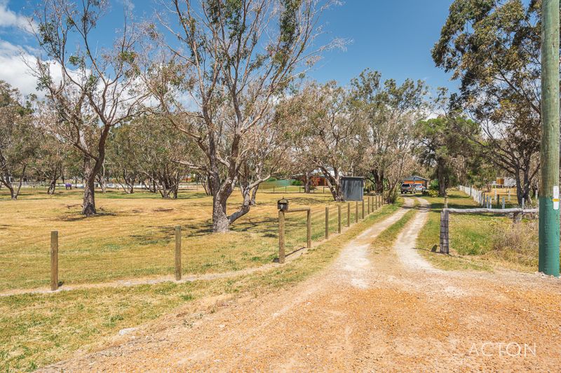 9 Mears Road, Barragup WA 6209, Image 2