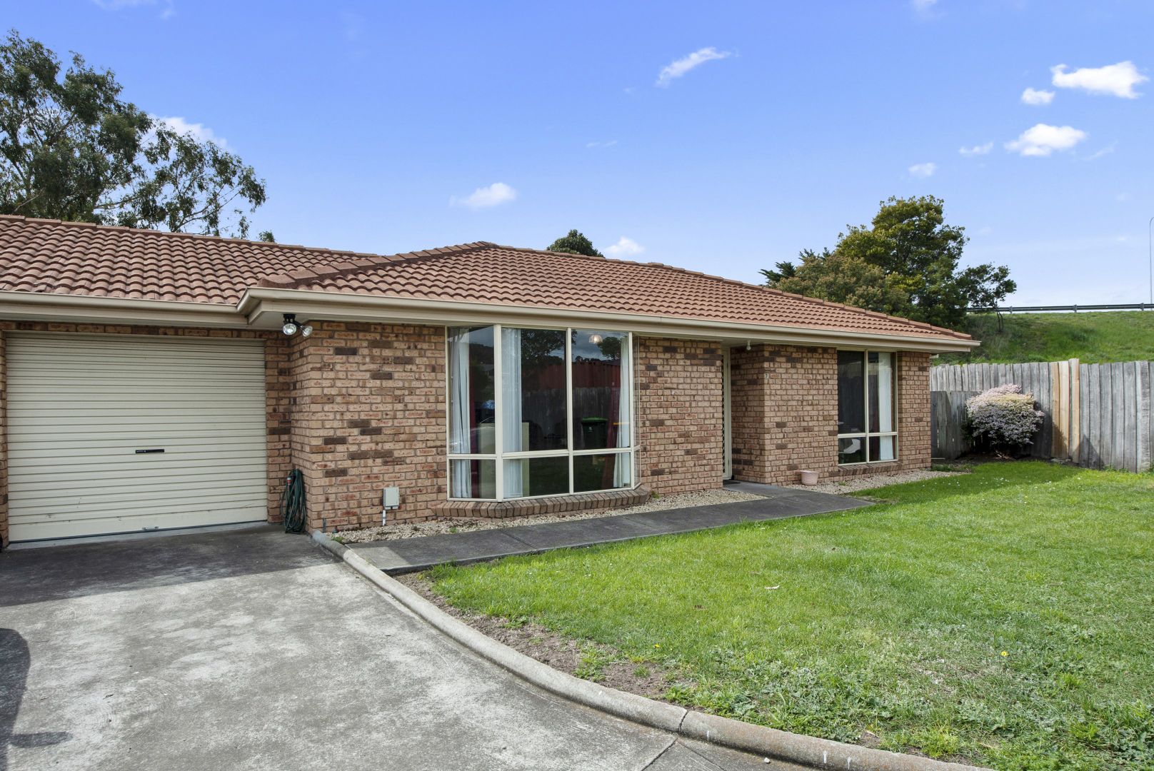 2/28A Erebus Street, Warrane TAS 7018, Image 1