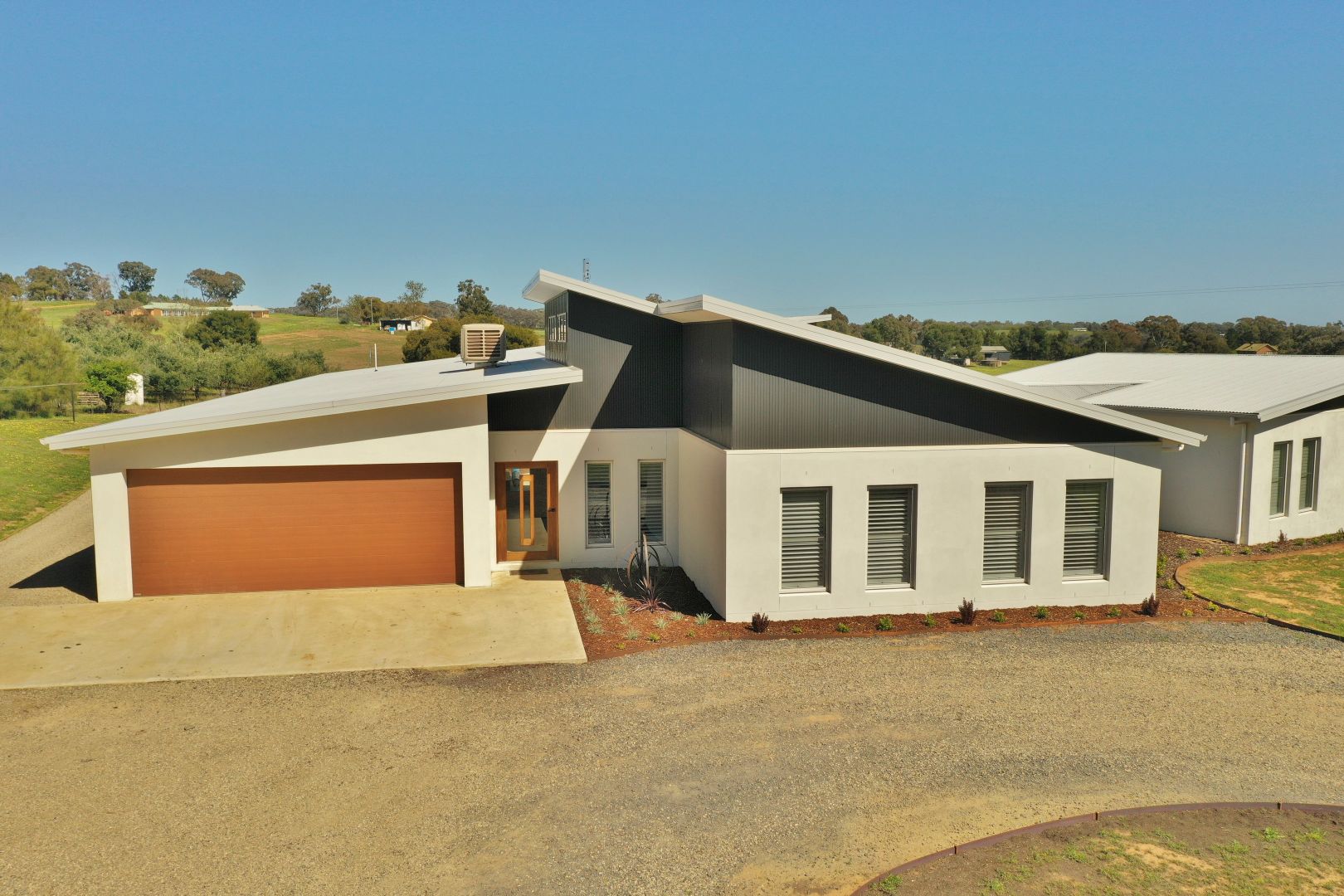 76 Saines Road, Young NSW 2594, Image 2