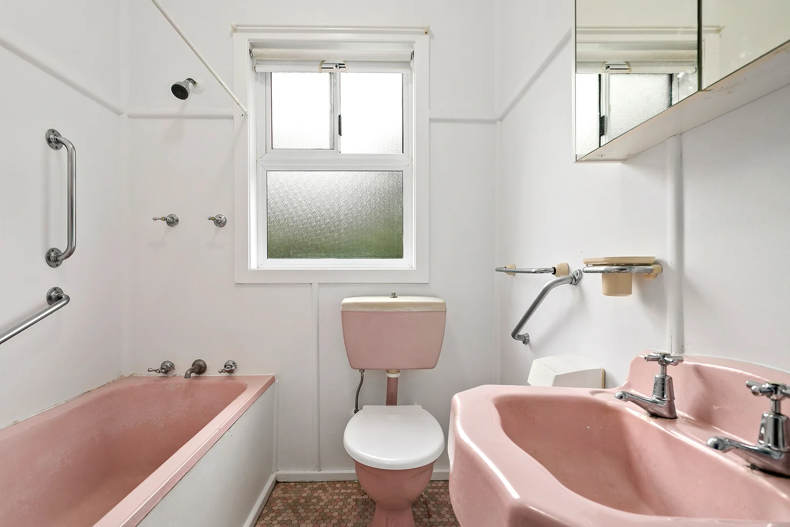 Additional image 12 of 14 Sandhurst Street, Bulli NSW 2516