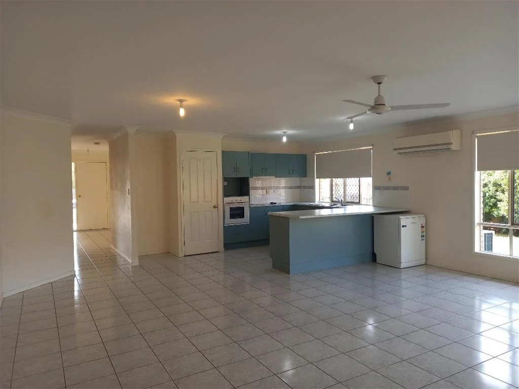 Additional image 3 of 12 Huntington Court, New Auckland QLD 4680