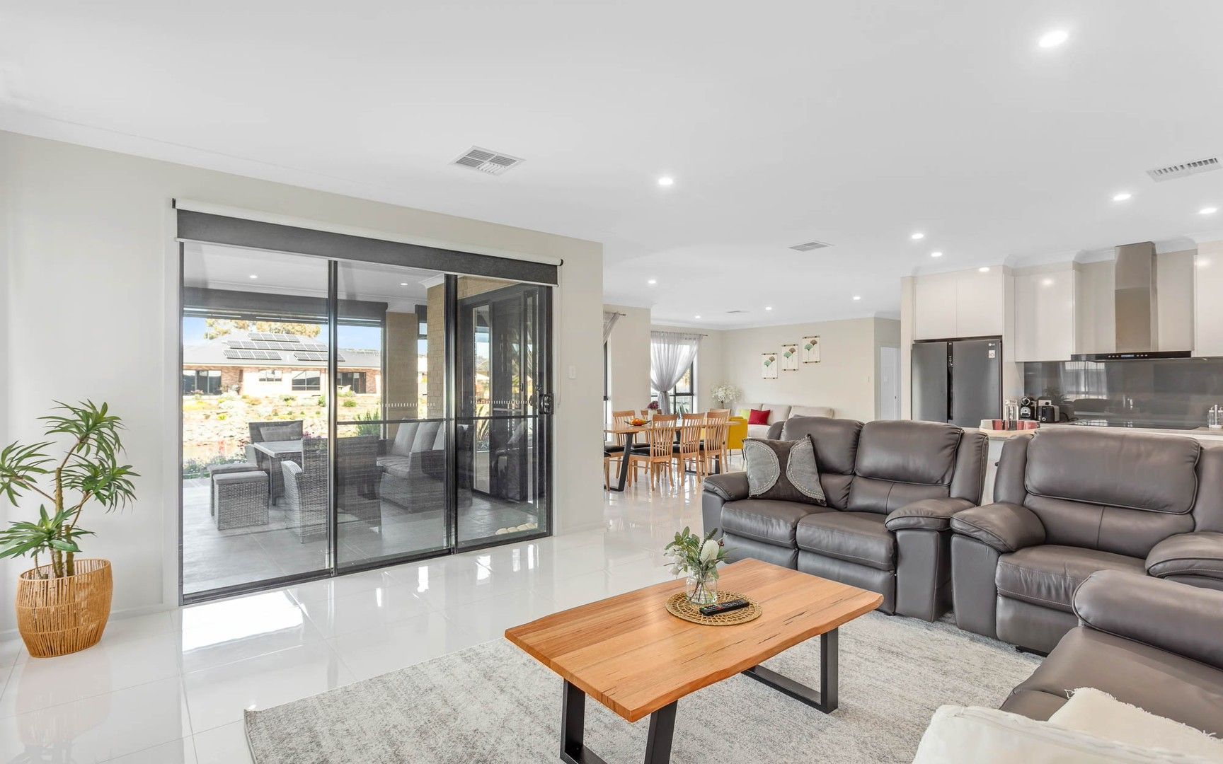 37 Central Drive, Encounter Bay SA 5211, Image 0