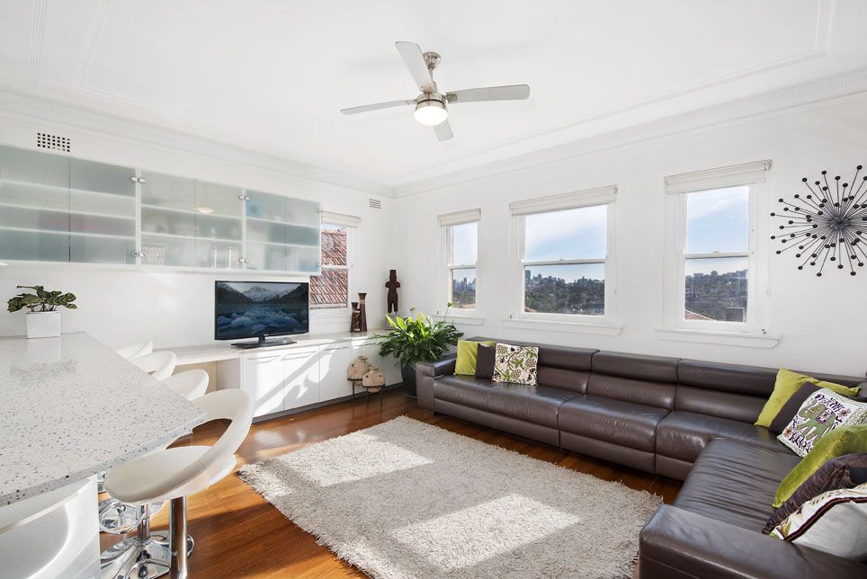 2 bedrooms Apartment / Unit / Flat in 5/64 Raglan Street MOSMAN NSW, 2088