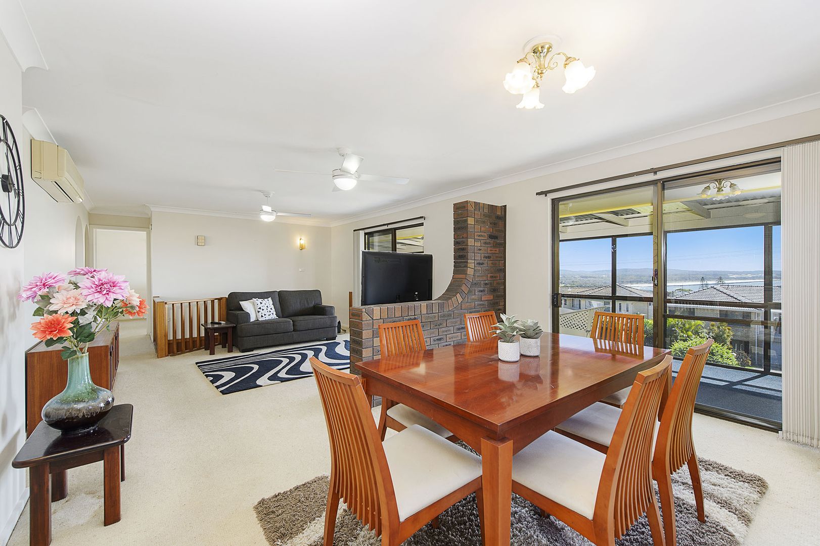 17 Seaview Street, Bonny Hills NSW 2445, Image 2