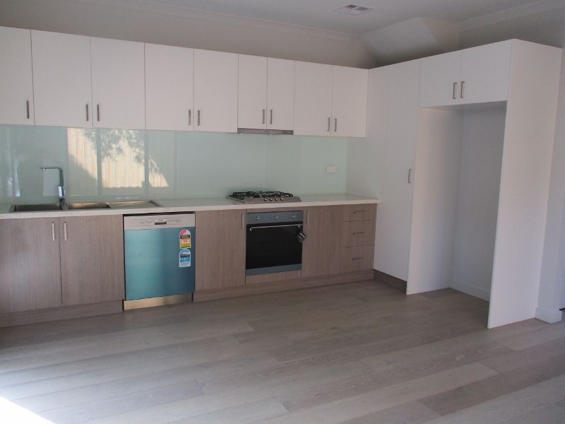 23C Westley Street, Ferntree Gully VIC 3156 Townhouse For Rent 550