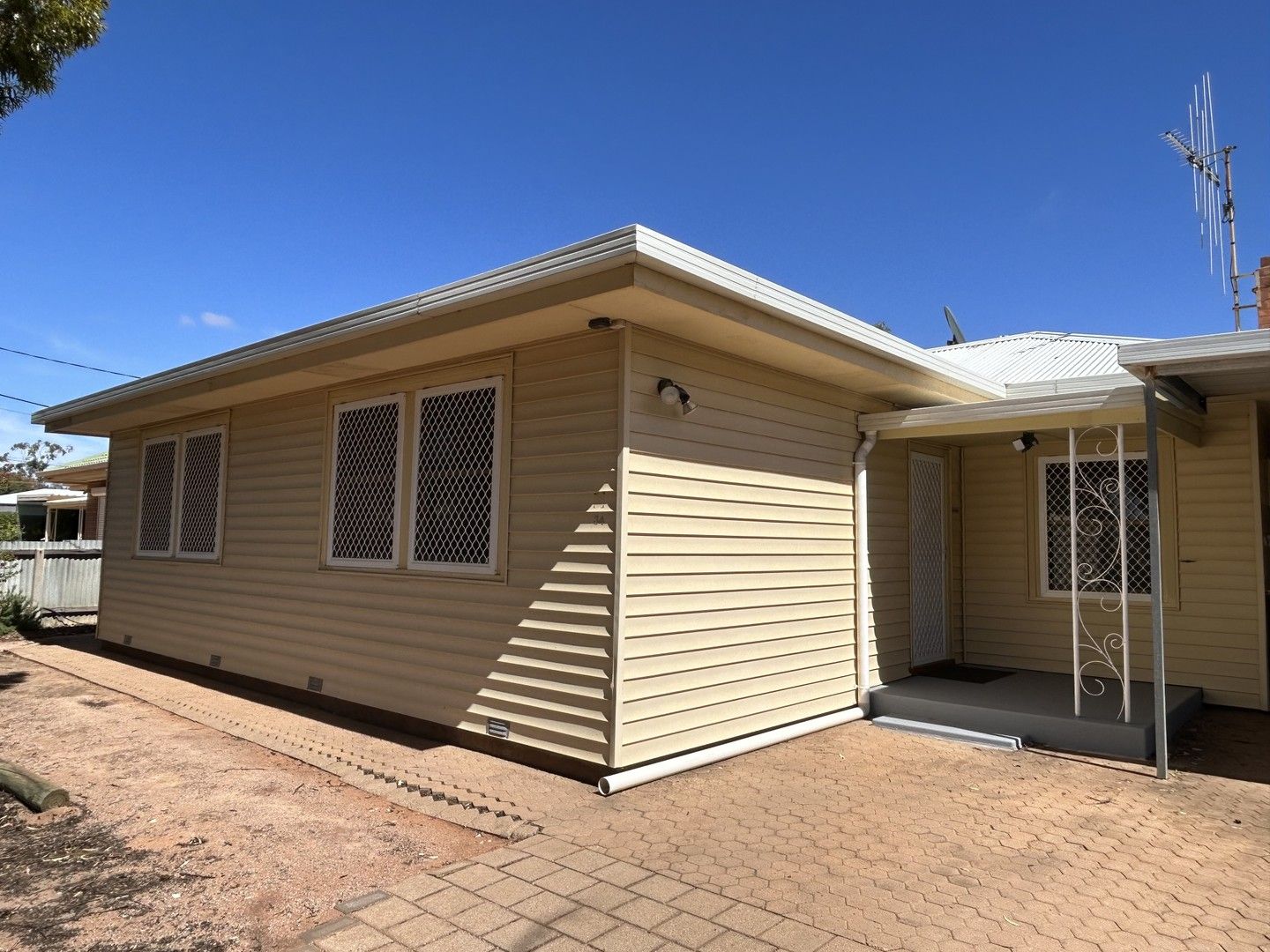 3 bedrooms House in 34 Bond Street PORT AUGUSTA WEST SA, 5700