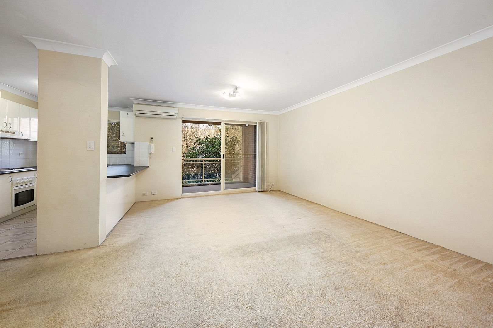 2 bedrooms House in 6/6-10 Gray Street SUTHERLAND NSW, 2232