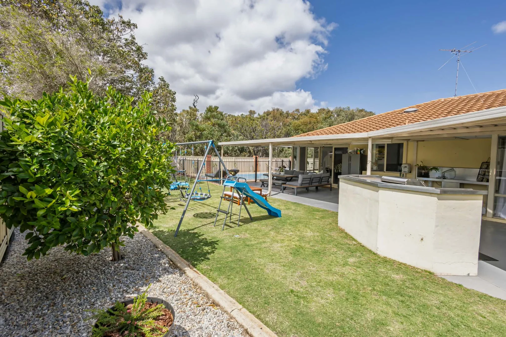 9 Firethorn, Eaton WA 6232 | Domain