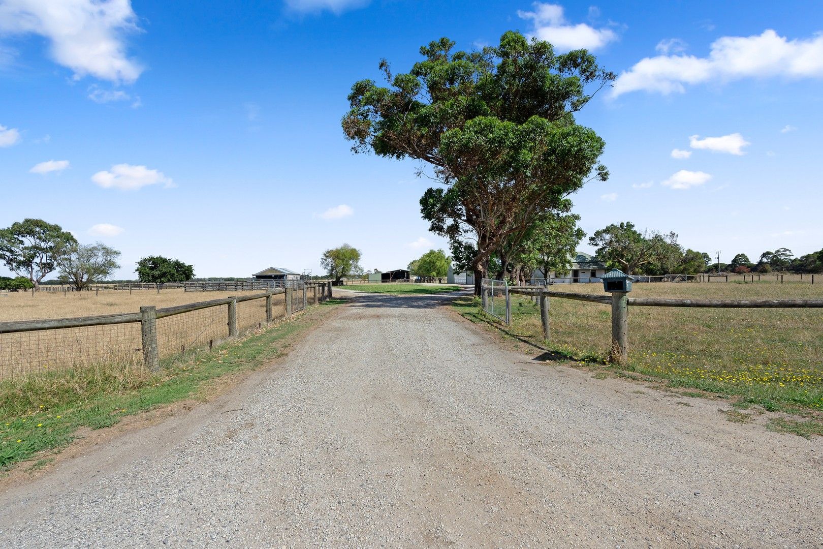 215 Heads Road, Yannathan VIC 3981, Image 2