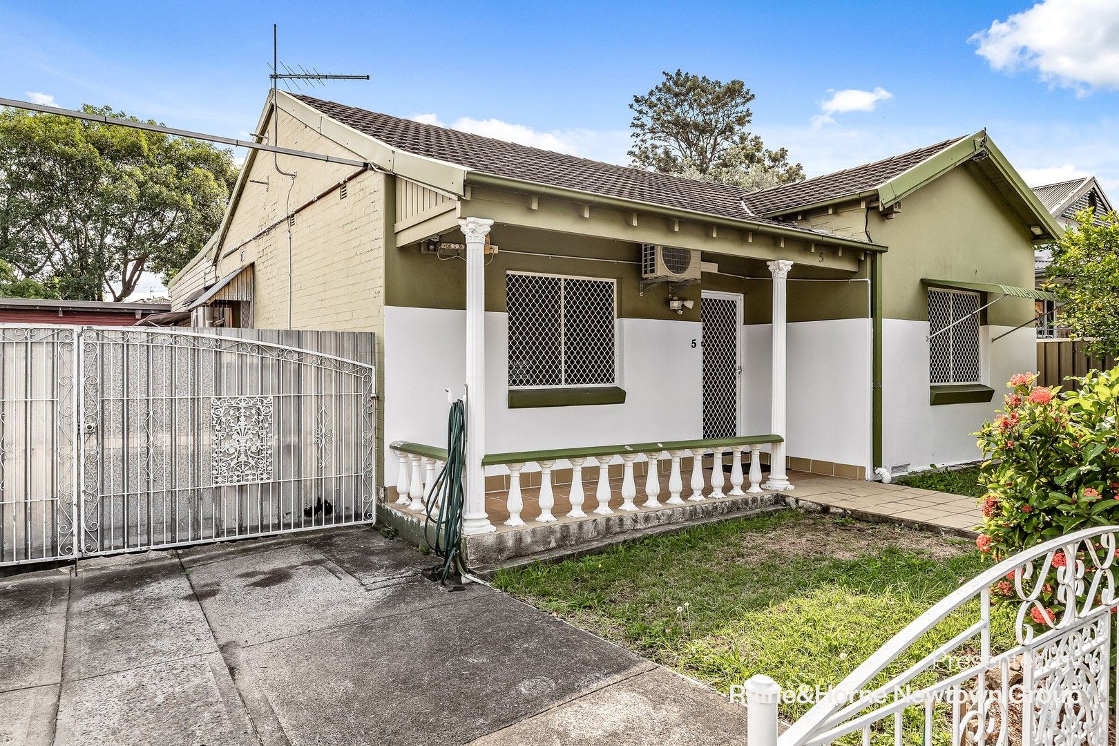 5 Melrose Street, Croydon Park NSW 2133, Image 0